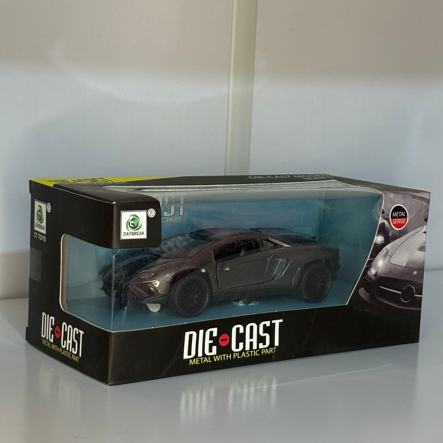 Auto Deportivo Die-Cast Escala 1:36 – Supercar de Colección con luz y sonido. Lamborghini - Lamborghini Aventador - Audi R8. Luz y Sonido