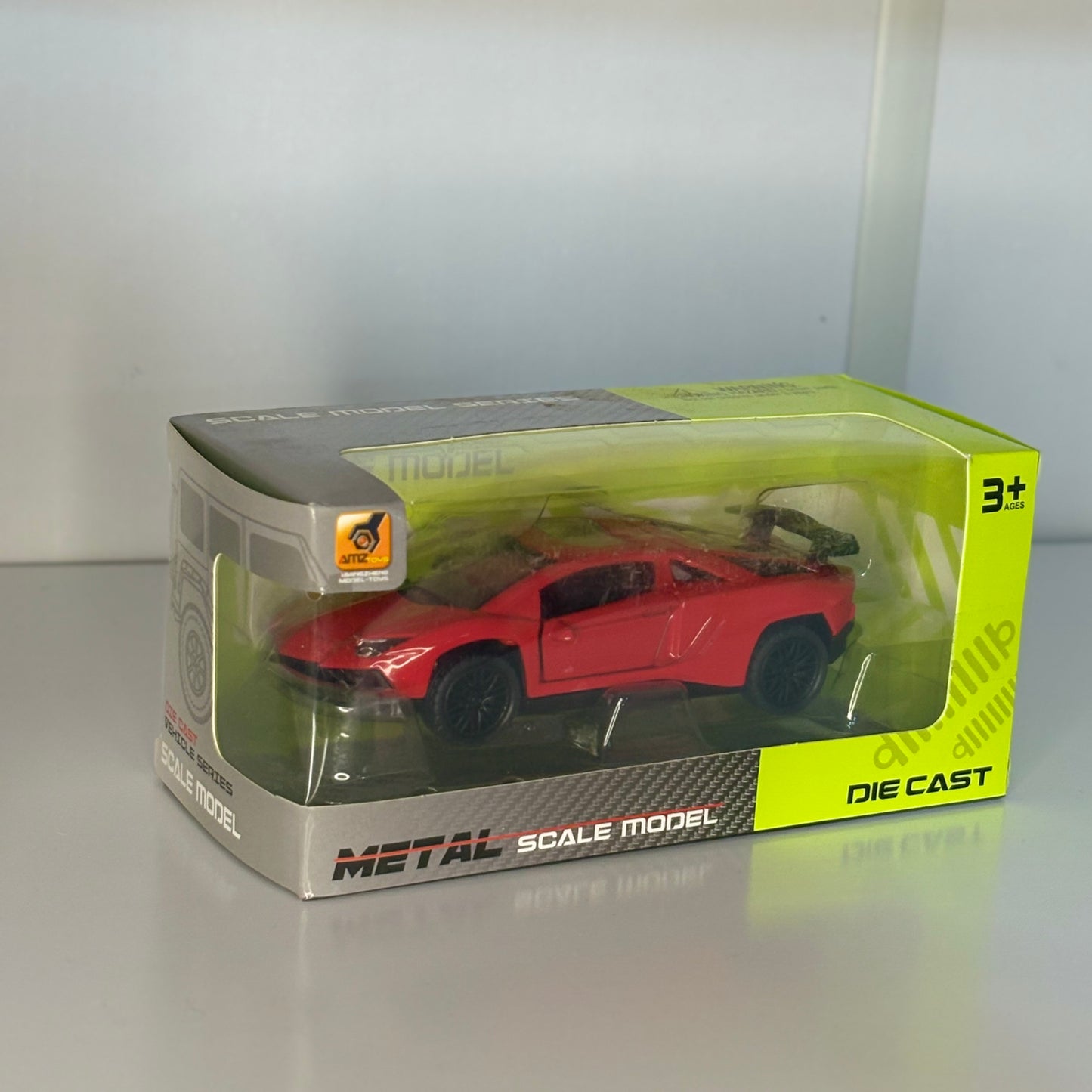 Autos a escala 1:32, diferentes modelos.