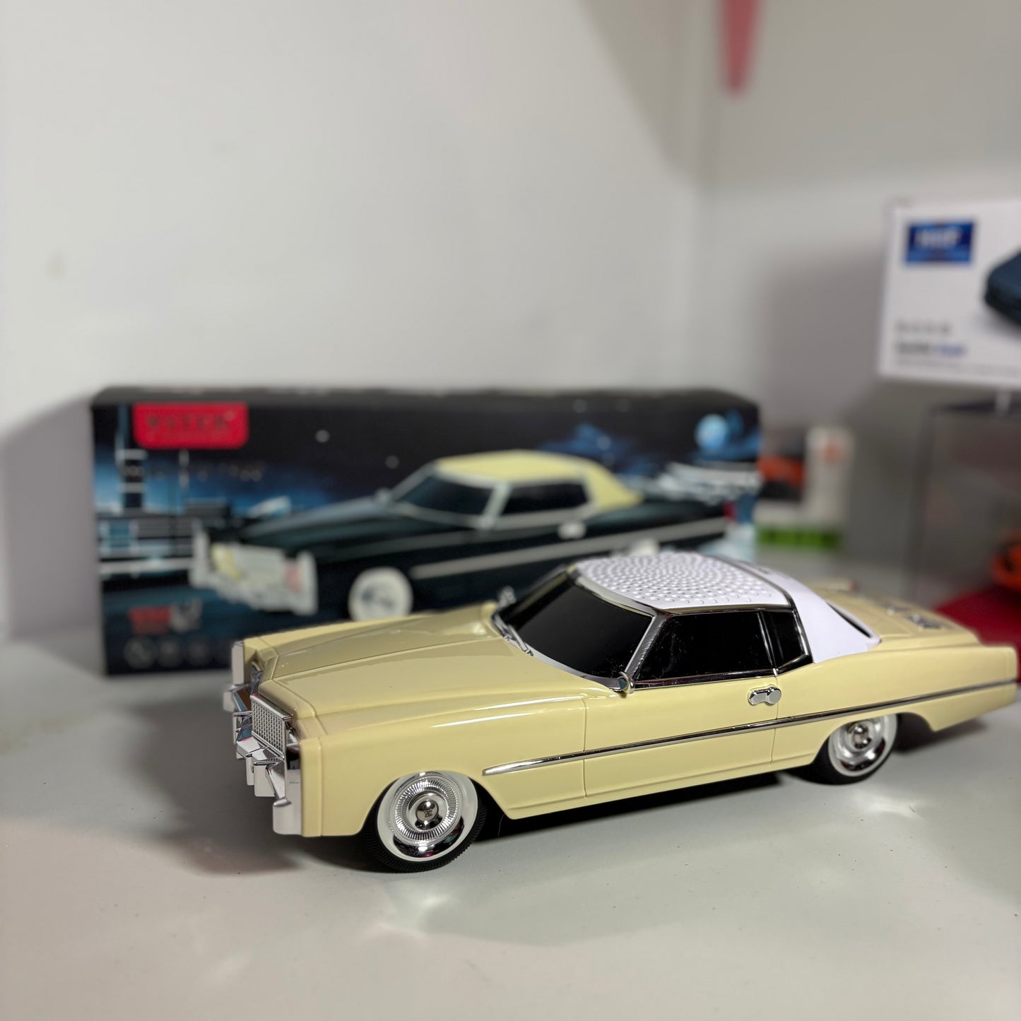 Parlante Bluetooth Auto Clásico Cadillac WS-1966