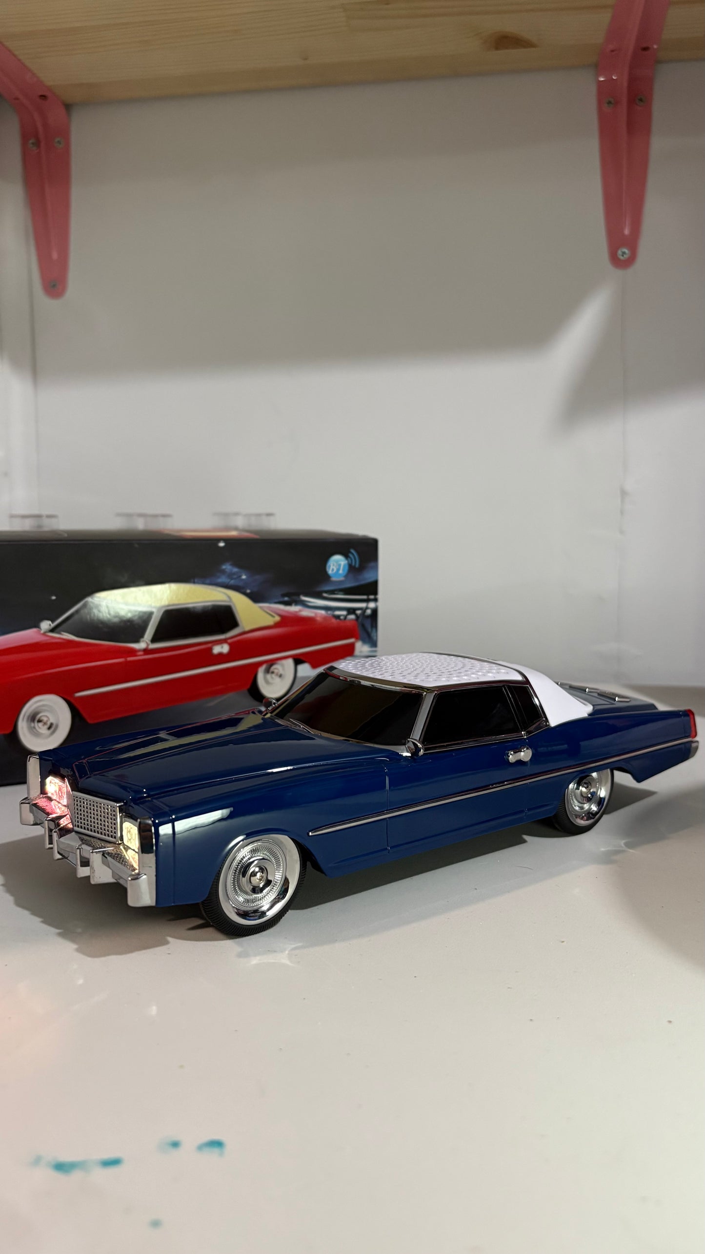 Parlante Bluetooth Auto Clásico Cadillac WS-1966