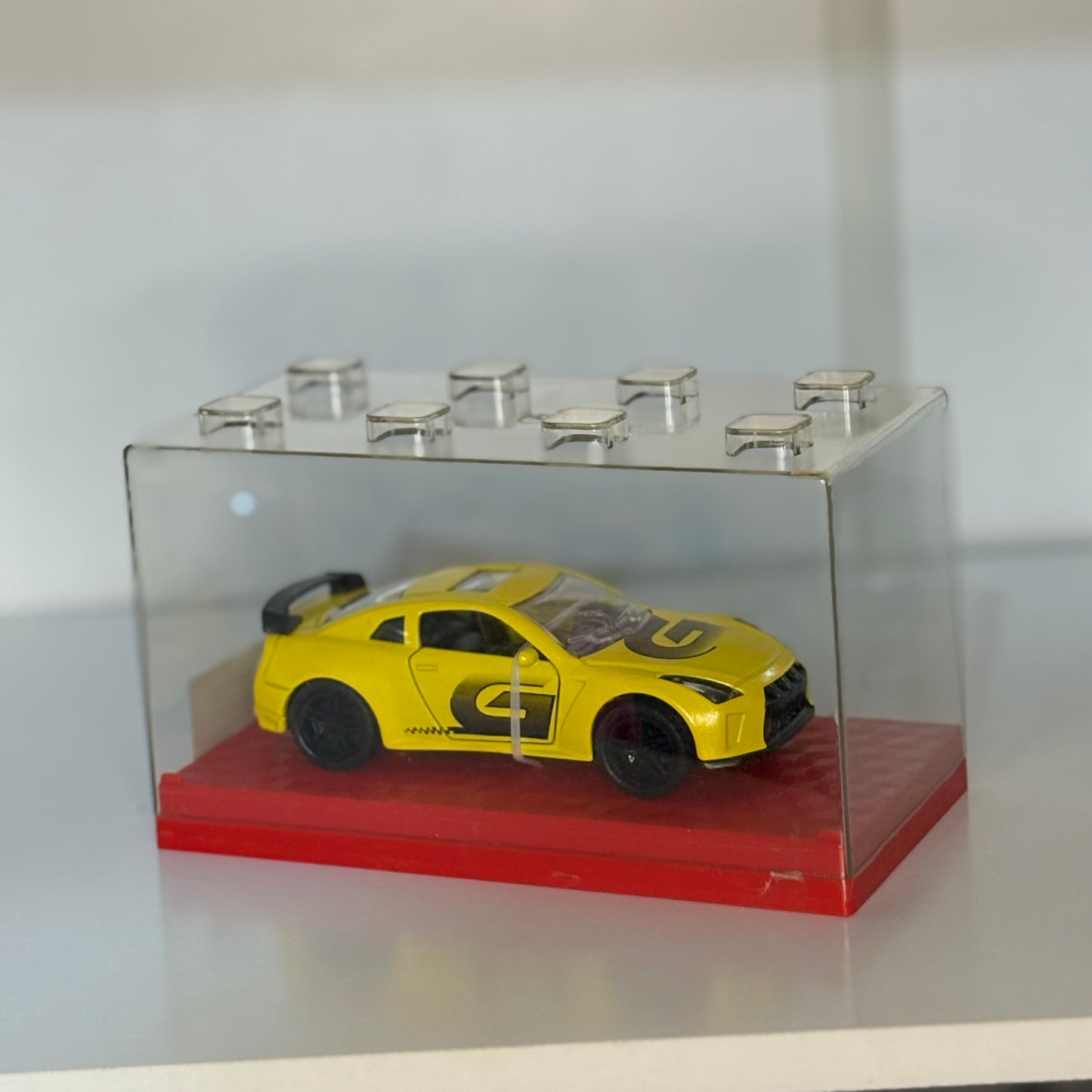 Auto Deportivo a Escala 1:43 en Miniatura Die-Cast Rojo | Carro de Colección con Vitrina