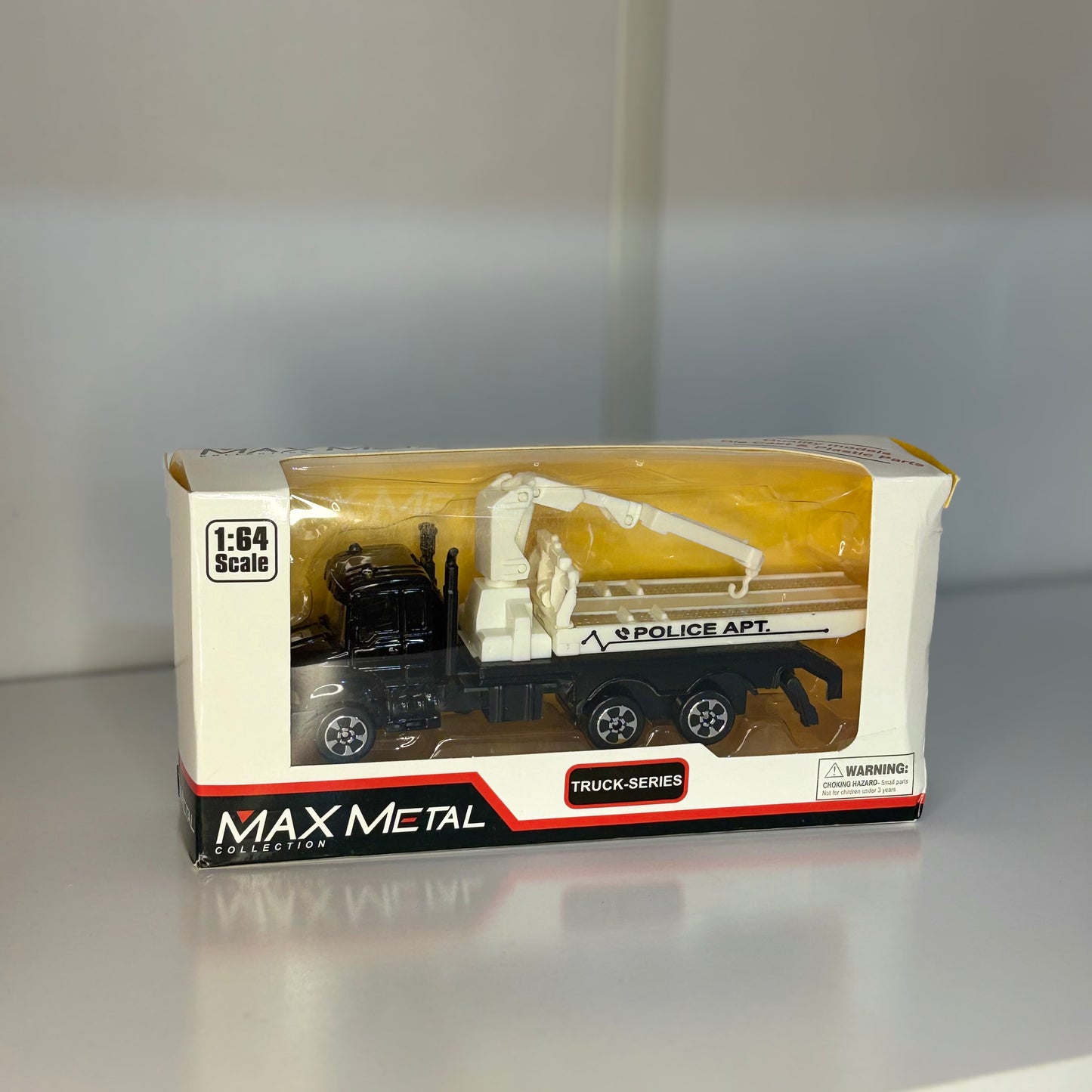 Truck Series 1:64
