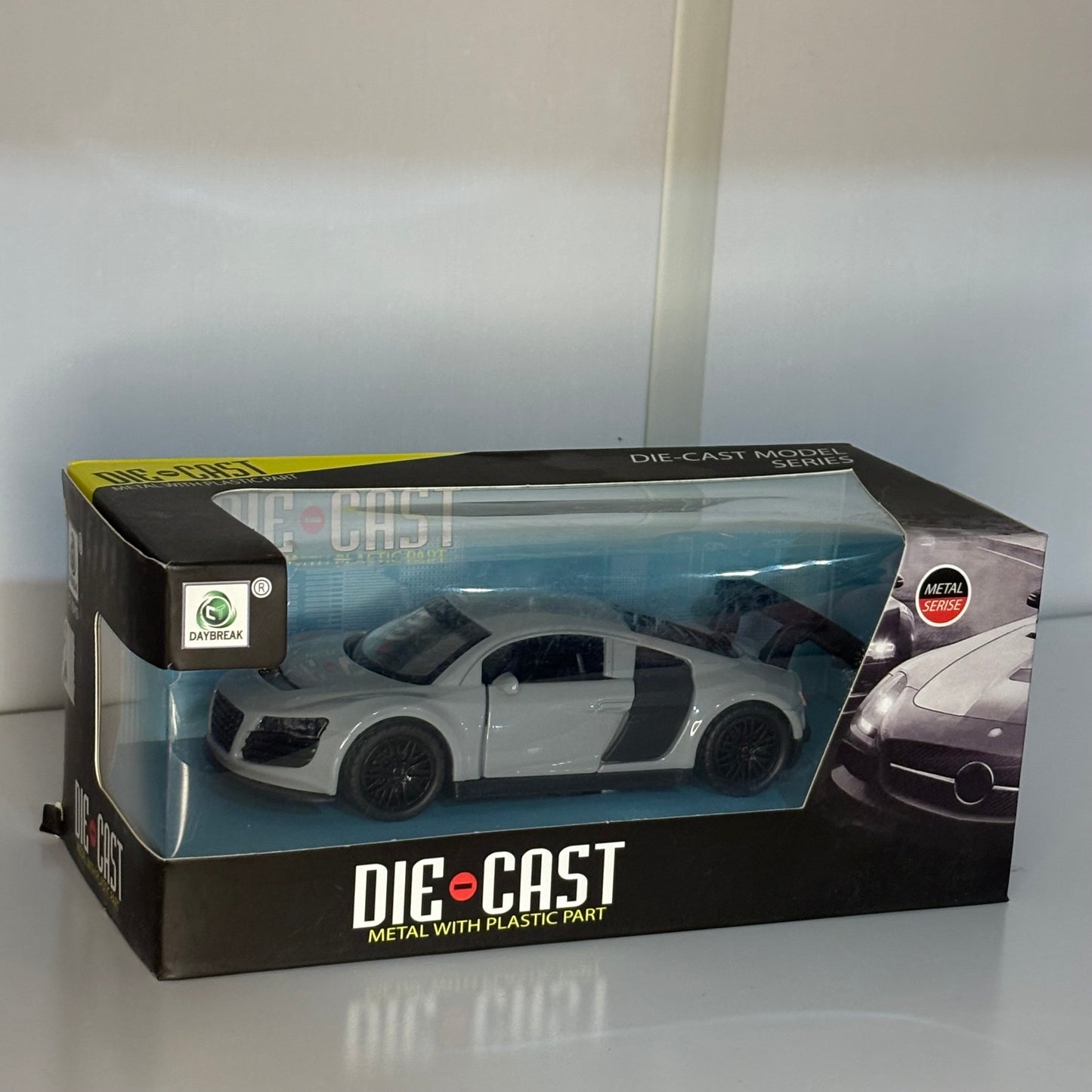 Auto Deportivo Die-Cast Escala 1:36 – Supercar de Colección con luz y sonido. Lamborghini - Lamborghini Aventador - Audi R8. Luz y Sonido